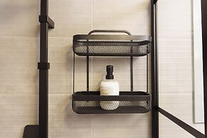 Sani Deluxe Suite Home