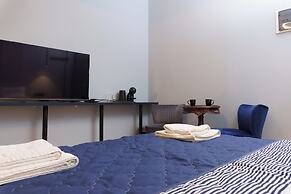 Sani Deluxe Suite Home