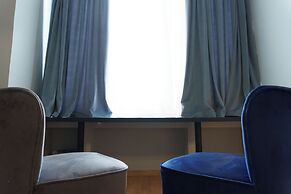 Sani Deluxe Suite Home