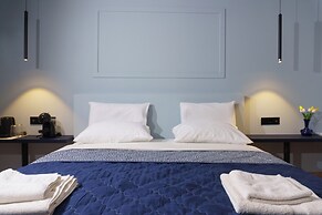 Sani Deluxe Suite Home