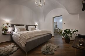 Kaiserstein Palace Apartments