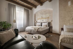 Kaiserstein Palace Apartments