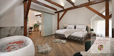 Kaiserstein Palace Apartments