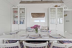 Seashells-stylish Coastal Living