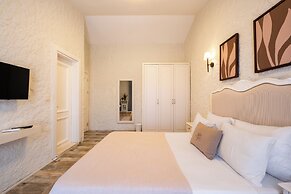 Lotus Köyiçi Otel