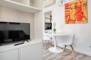 Delightful studios near Parco Tre Torri
