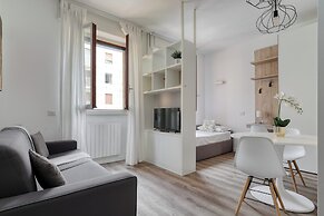 Delightful studios near Parco Tre Torri