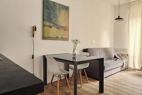 Delightful studios near Parco Tre Torri