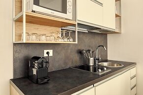Delightful studios near Parco Tre Torri