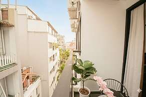 Lunaria Two Bedroom Apartment