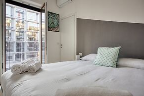 Elegant apartments in Isola district