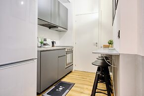 Elegant apartments in Isola district
