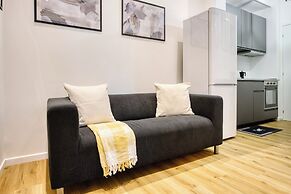 Elegant apartments in Isola district