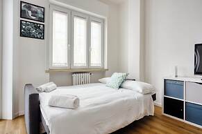 Elegant apartments in Isola district