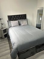Private 1 Bedroom Apartment - Edinburgh - Sleeps 2