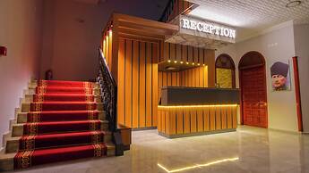 Uz Hotel Premium