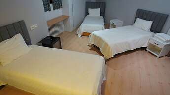 Uz Hotel Premium
