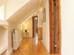 Orchard Barn
