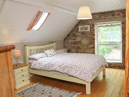 Orchard Barn