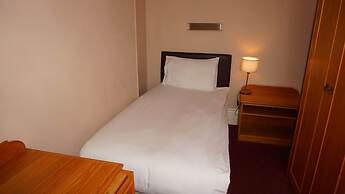Albany Hotel