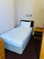 Albany Hotel