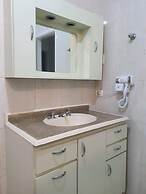 WR7 Hostel