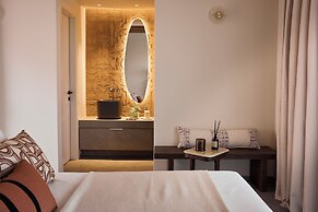 Kemelia Suites