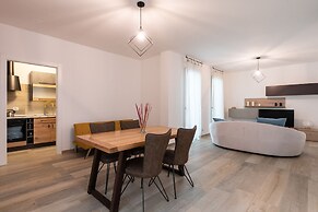 Borgo dei Cedri Apartment 2 by Wonderful Italy