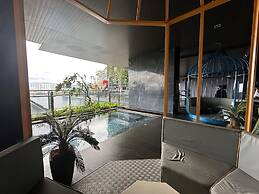 Expressionz Suites KL