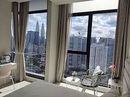 Expressionz Suites KL
