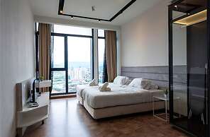 Expressionz Suites KL