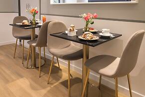 Colosseum suites by Glen