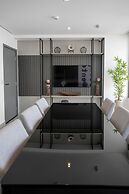 Simple Smart by Xtay João Pessoa