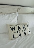 Lakeview Getaway With Hot Tub