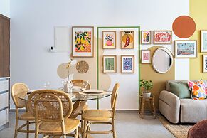 Lunette Artful 1-BR Apartment in Larnaca