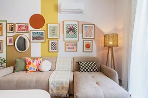 Lunette Artful 1-BR Apartment in Larnaca