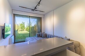 RedRock Faqra - Mountain Getaway Residences W Pool & Balconies