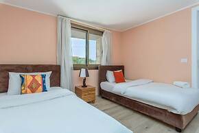 RedRock Faqra - Mountain Getaway Residences W Pool & Balconies