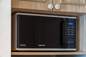 Seven Seas Cote d'Azur  with Pool& Gym