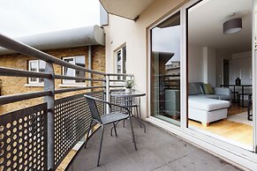Modern Apartment in Bow