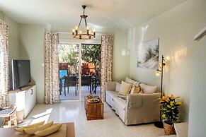 Larnaca Oneiro Seaside Villa