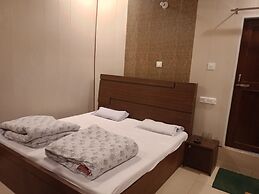 Anushri Lodge And Restaurants