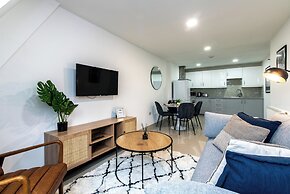 West Mount Flats