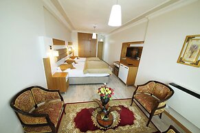 Okutur Otel