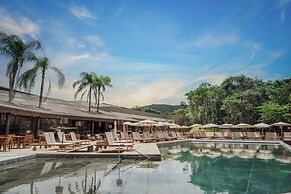 Clara Arte Resort