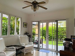 Hidden Villa Oasis Private Pool 2km to Beach&mall