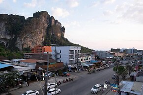 Krabi Freedom Hostel And Bar