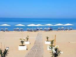 Costa Fenicia - Aura Club