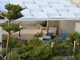 Costa Fenicia - Aura Club