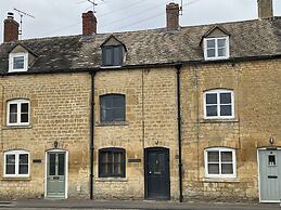 Elm Cottage